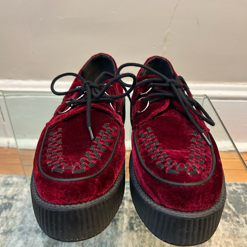 T.U.K Burgundy Velvet creepers women’s size 9